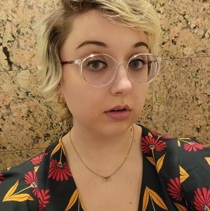 Meet your Posher, Liz